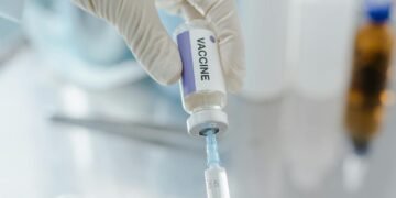 Rogobete dezvăluie: România a cumpărat vaccinuri anti-COVID în exces – „un eșec total”