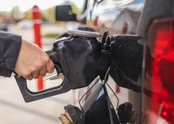 Criza combustibililor lovește Germania: motorina atinge un nou record istoric la pompă