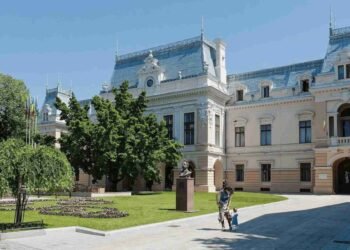 Reducerea posturilor și reorganizarea serviciilor în Primăria Iași. Măsuri pentru eficientizarea cheltuielilor