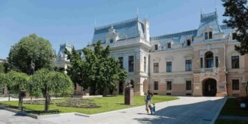 Reducerea posturilor și reorganizarea serviciilor în Primăria Iași. Măsuri pentru eficientizarea cheltuielilor