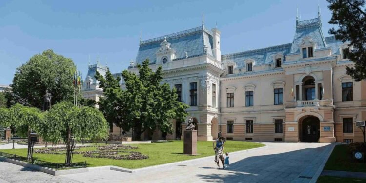 Reducerea posturilor și reorganizarea serviciilor în Primăria Iași. Măsuri pentru eficientizarea cheltuielilor