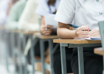 DSP a anulat autorizaţia de funcţionare a unui liceu de renume din Timişoara