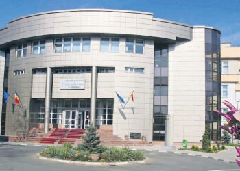 Suspiciuni grave la Spitalul Militar Central: trei roboți chirurgicali, cumpărați cu 59% mai scump. Ministrul Apărării anunță anchetă DNA