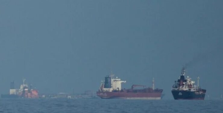 SUA poziționează nave de război în timp ce încearcă să impună blocada navală asupra Iranului