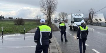 Acțiune în forță la Târgu Frumos: amenzi usturătoare și carne expirată retrasă de la vânzare