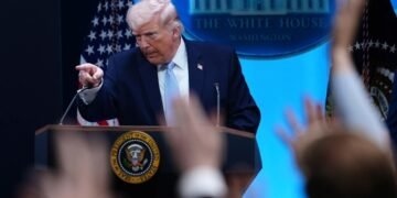 Casa Albă dezminte că SUA vor să folosească arma nucleară împotriva Iranului