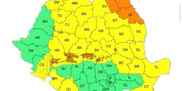 Meteorologii au transmis avertizări de rafale puternice de vânt