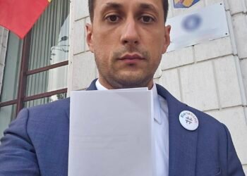 Consilierul lui Ilie Bolojan îi cere lui Peter Magyar extinderea investigațiilor asupra fondurilor maghiare direcționate către România