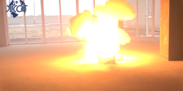 Cei doi ucraineni care au depus două colete autoincendiare în sediul Nova Post din Bucuresti au fost trimiși în judecată