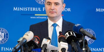 Statul vrea să aducă banii diasporei înapoi în economie. Guvernul pregătește un program de 100 de milioane de euro pentru românii care investesc în țară