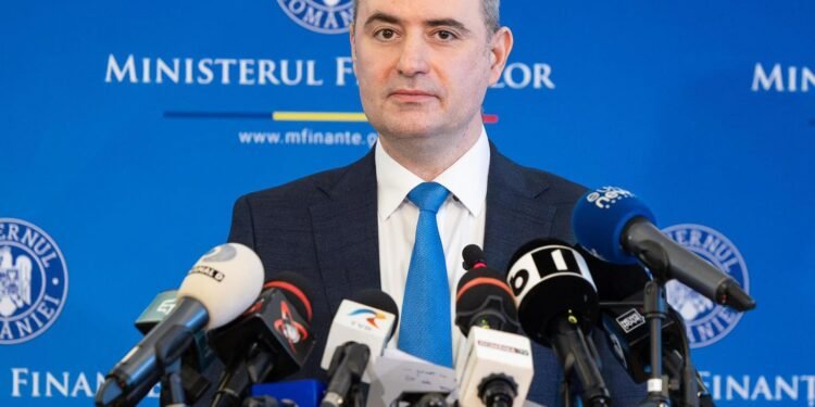 Statul vrea să aducă banii diasporei înapoi în economie. Guvernul pregătește un program de 100 de milioane de euro pentru românii care investesc în țară