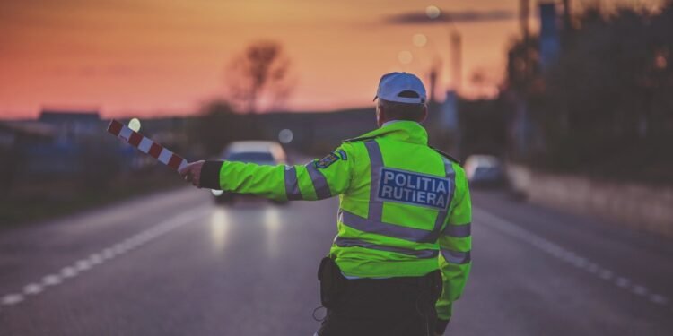 Poliția Rutieră a scos „artileria” în stradă. Sute de filtre, sute de amenzi și un mesaj clar: „Șoselele nu mai sunt Vestul Sălbatic”