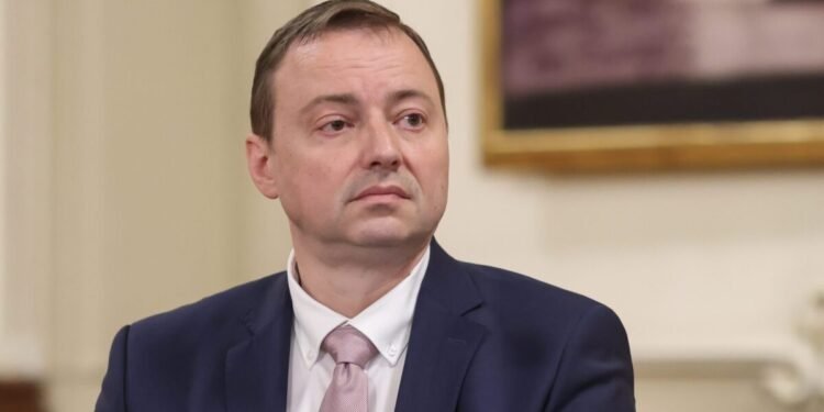 CNAIR, noul câmp de luptă. USR și tabăra Bolojan pun presiune pe Cristian Pistol, apropiatul lui Hubert Thuma