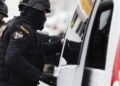 Șpagă ascunsă în polițe RCA pe Autostrada Soarelui: doi polițiști, condamnați definitiv după ce au „iertat” șoferi care circulau cu 200 km/h