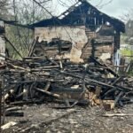 VIDEO: Au rămas fără case, dar nu și fără oameni: polițist din Hârlău mobilizează o comunitate întreagă pentru familiile mistuite de flăcări la Soveja