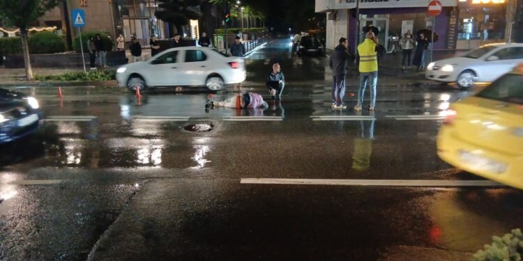 Iași | Pieton lovit azi noapte de o mașină pe Sf. Lazăr