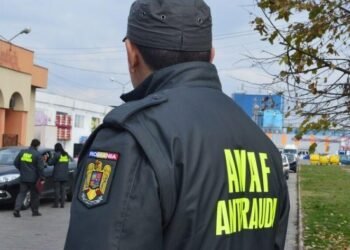 ANAF avertizează patronii care scot bani din firme fără respectarea regulilor fiscale. Amenzile pot ajunge la 200.000 de lei