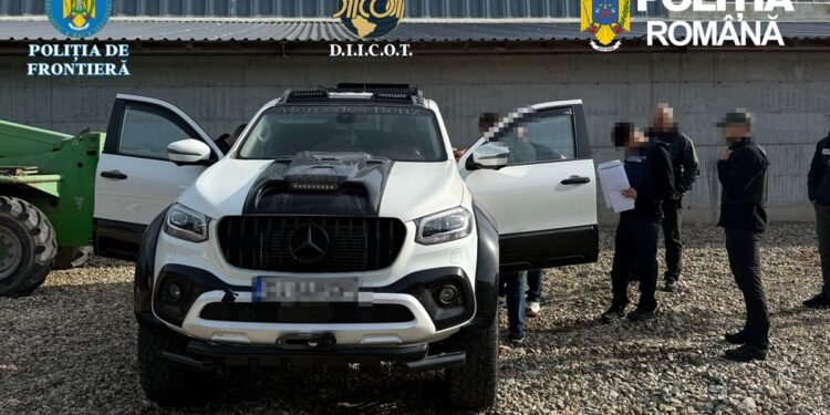 Percheziții în 6 județe din țară într-un dosar de contrabandă cu țigări și trafic internațional de substanțe interzise