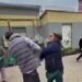 Minor pălmuit în plină piață din Vaslui: imaginile cu agresiunea au ajuns la Poliție