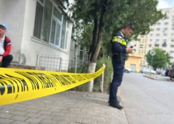 Femeie găsita fără suflare într-un apartament din Iași cu multiple plăgi înjunghiate
