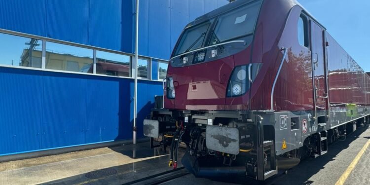TRAXX PASSENGER