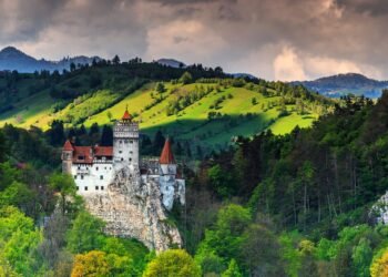 Tranzacție-surpriză la Castelul Bran: Americanul care se ocupă de moștenirea lui Elvis Presley a preluat participația majoritară a firmei care operează castelul