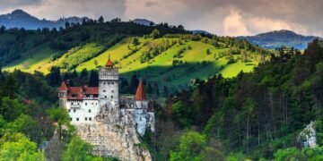 Tranzacție-surpriză la Castelul Bran: Americanul care se ocupă de moștenirea lui Elvis Presley a preluat participația majoritară a firmei care operează castelul