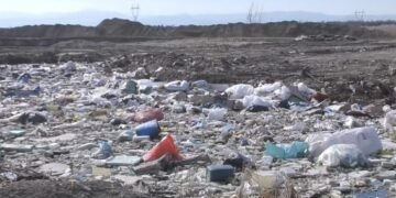 Stare de alertă declarată în județul Bacău până la 1 iunie. 65 de UAT-uri au rămas fără serviciul de salubrizare