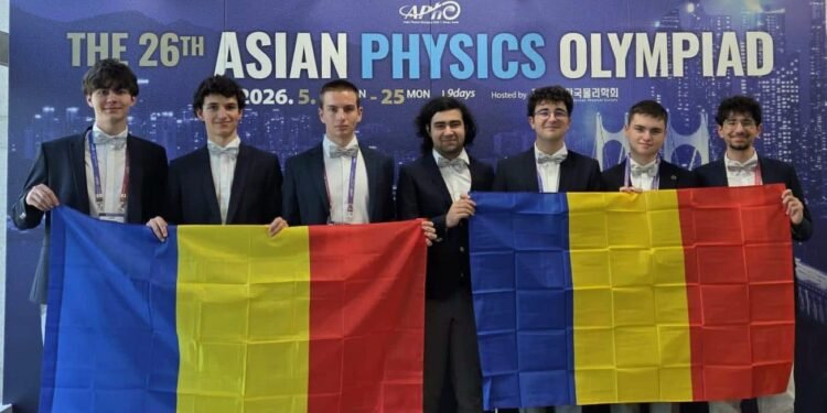 Trei medalii de argint, trei de bronz și o mențiune de onoare pentru elevii români la Olimpiada Asiatică de Fizică 2026