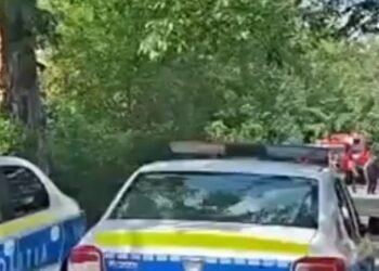 Scene dramatice la Timișoara după ce o femeie s-a aruncat de la mansarda locuinței, în urma unui incendiu violent