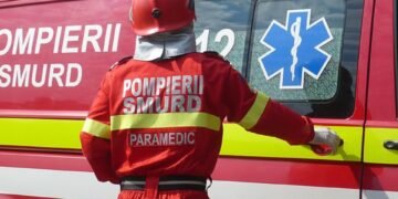 Echipaj SMURD atacat în timpul misiunii: au fost loviți chiar de cel pe care îl salvau