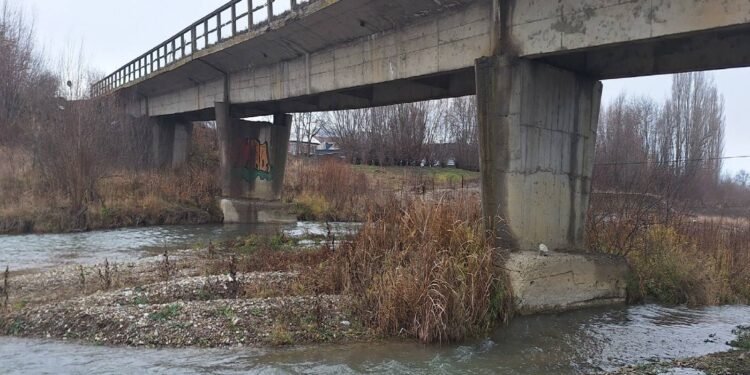 Neamț | Un pod vechi de 50 ani intră în reabilitare