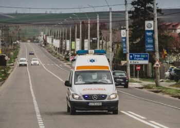 După ani de improvizații, salvarea vine: ambulanțe noi pentru Iași