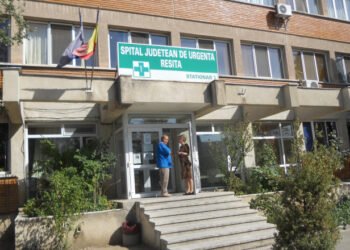 Caz de malpraxis la Spitalul Judetean Reșița. Doi medici, trimiși în judecată după decesul unui pacient de 60 de ani. Victima, trimisa la ortopedie desi avea pneumotorax