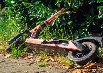 A plecat de la școală și nu s-a mai întors: băiatul de 14 ani este în moarte cerebrală după un accident cu trotineta