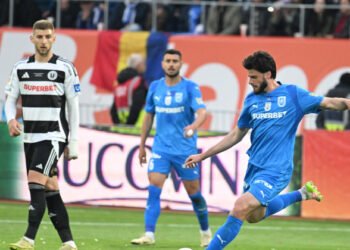 Universitatea Craiova și U Cluj, meci „cu trofeul pe masă” în SuperLiga României