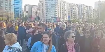 Miting de susținere în București și Oradea pentru Ilie Bolojan