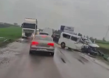 Suceava | Doi adulți și un minor au fost răniți într-un accident rutier produs la Cumpărătura