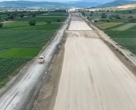 Lucrările pe primul lot al Autostrăzii Unirii A8 au ajuns la 50%