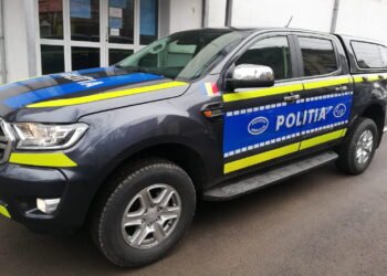 Bărbat din Dolj, anchetat după ce zeci de câini au fost găsiți cu urechile cupate