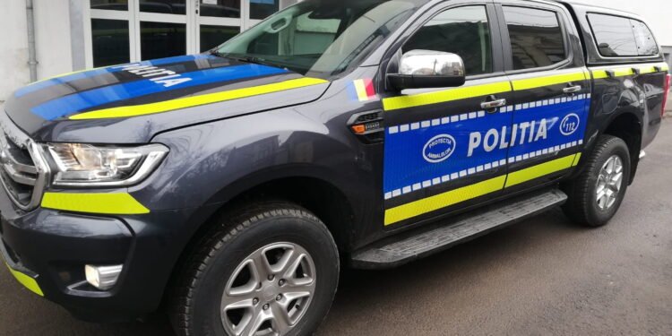 Bărbat din Dolj, anchetat după ce zeci de câini au fost găsiți cu urechile cupate