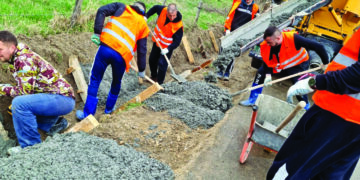 Deținuții, tot mai căutați pe piața muncii. Angajatorii încearcă să acopere lipsa forței de muncă