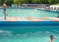 Tragedie la ștrand: o fetiță de 7 ani s-a înecat într-o piscină
