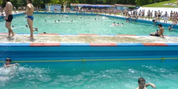 Tragedie la ștrand: o fetiță de 7 ani s-a înecat într-o piscină