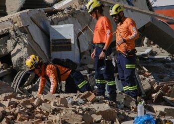 Miracol în Venezuela! La trei zile după seismele devastatoare, un băiat de 11 ani a fost găsit în viață sub dărâmături