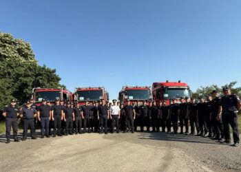 40 de pompieri români, din nou în sprijinul Franței pentru combaterea incendiilor de vegetație