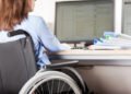 Iașul deschide uși pentru persoanele cu dizabilități locomotorii. Cursuri gratuite de inteligență artificială care îi poate poziționa în piața muncii