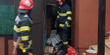Incendiu la restaurantul Plopii fără Soț din Iași. Intervenție a pompierilor pentru stingerea focului izbucnit la subsol