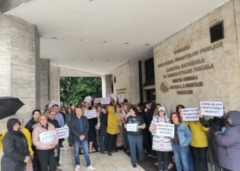 Protest total al angajaților din Ministerul de Finanțe și ANAF. Sindicatele acuză reduceri salariale de până la 4.000 de lei