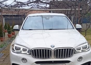 Țeapa perfectă cu mașini de lux! Femeie lăsată fără 28.500 de euro după o tranzacție orchestrată de o rețea din Clu